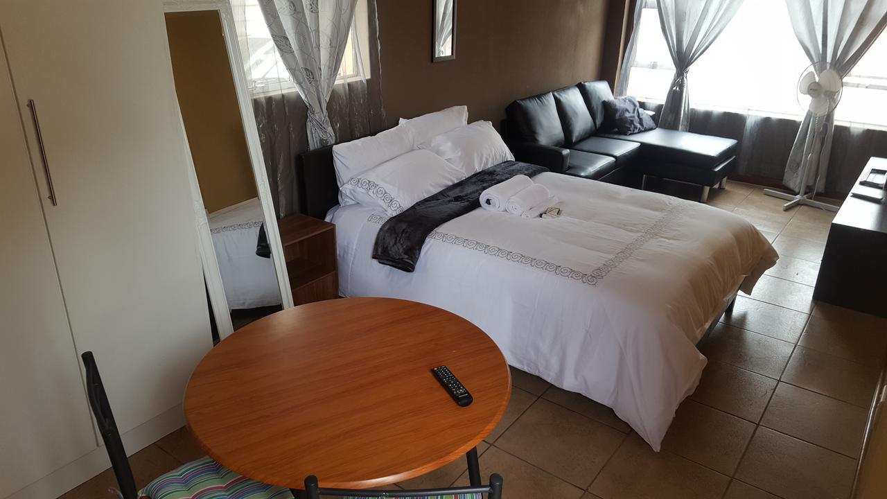 Let Us Accomodation East London Εξωτερικό φωτογραφία