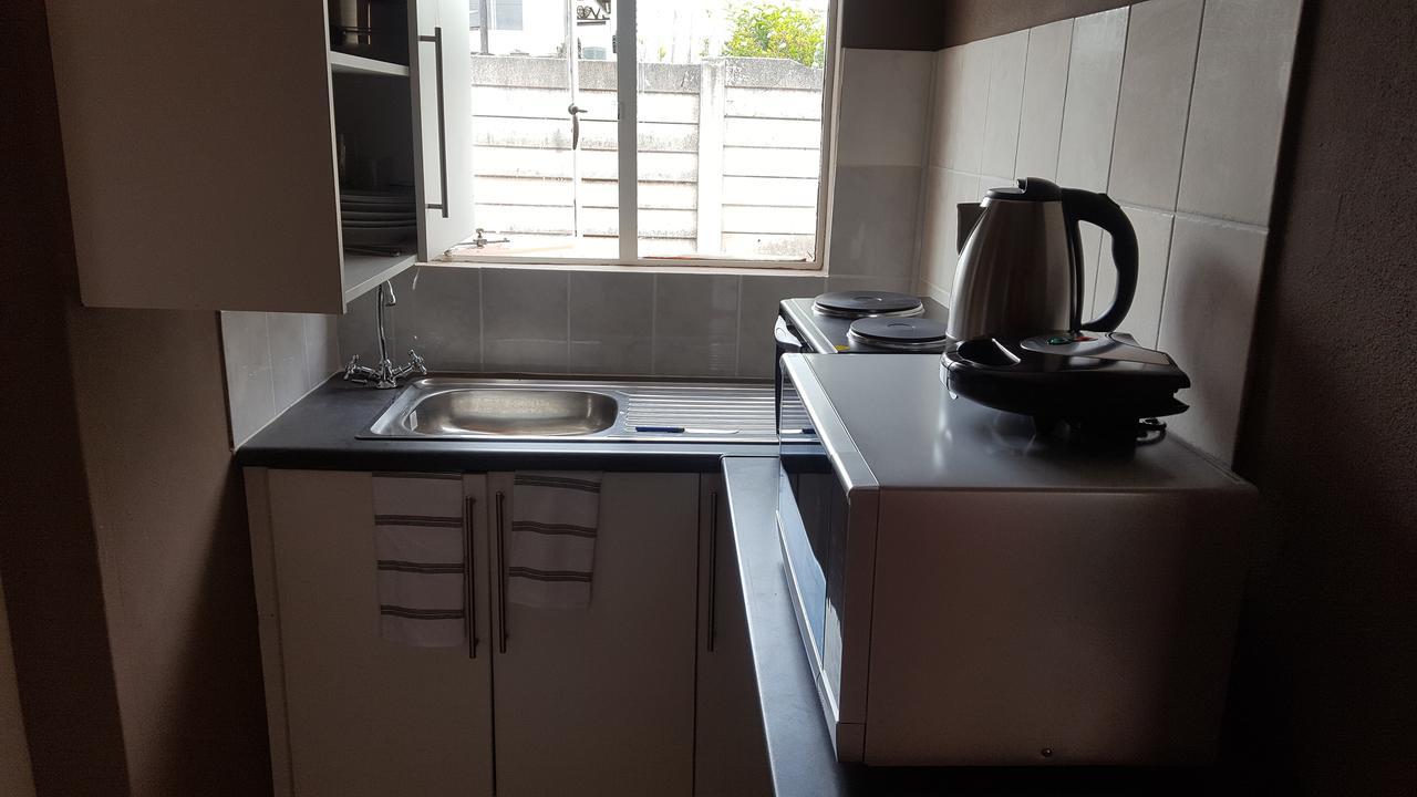 Let Us Accomodation East London Εξωτερικό φωτογραφία