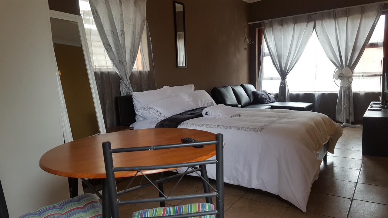 Let Us Accomodation East London Εξωτερικό φωτογραφία